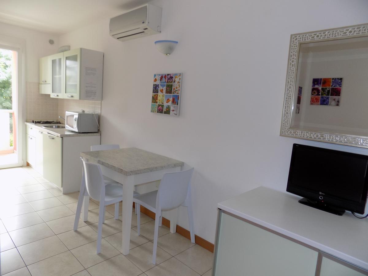 Fontanafredda Hotel Residence Sole מראה חיצוני תמונה