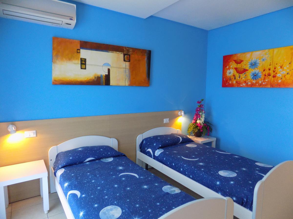 Fontanafredda Hotel Residence Sole מראה חיצוני תמונה