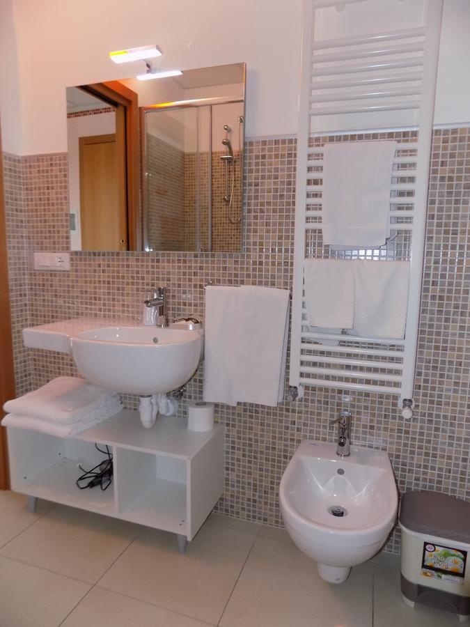 Fontanafredda Hotel Residence Sole מראה חיצוני תמונה